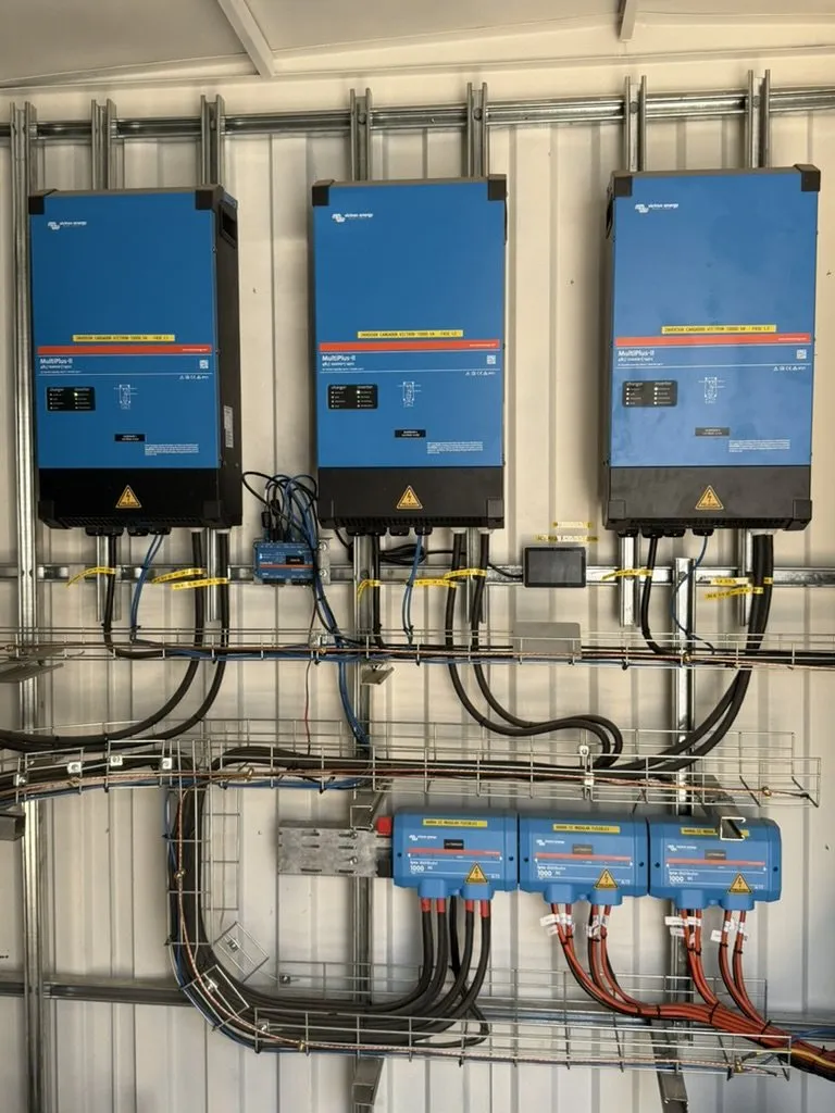 Laguna Carén, Santiago · 30 kW
