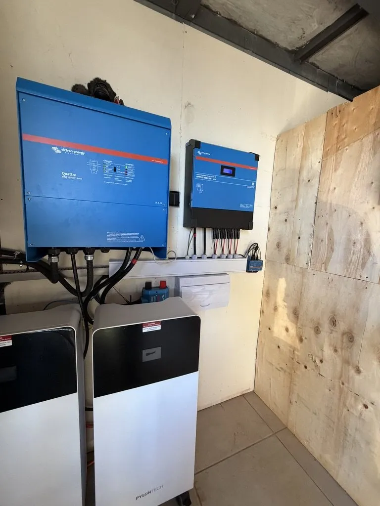 Santo Domingo · 15 kW híbrido